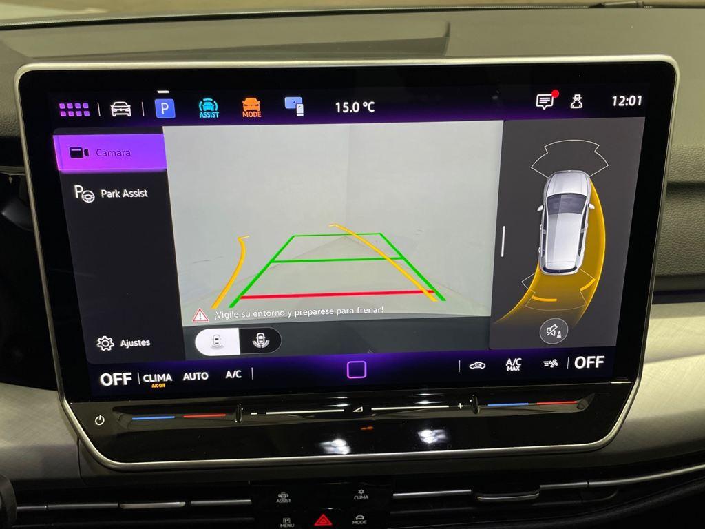 Volkswagen Golf 1.5 TSI en Barcelona