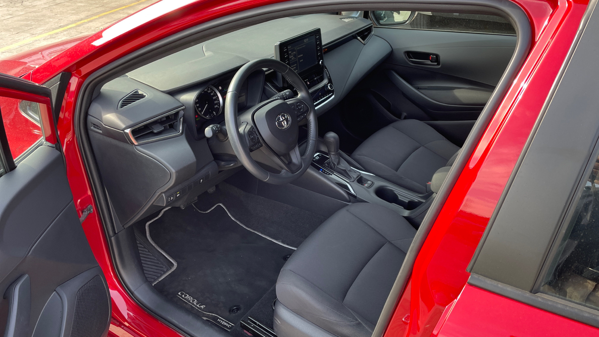 Toyota Corolla 1.8 125 Híbrido en Barcelona