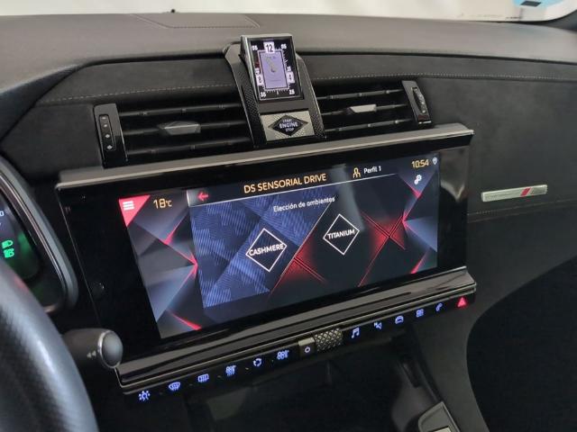 DS DS7 Crossback BlueHDi DE Performance Line+ AT 96 kW (130 CV)