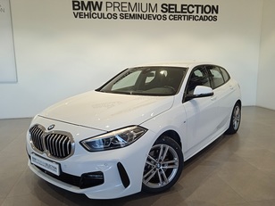 Fotos de BMW Serie 1 118d color Blanco. Año 2023. 110KW(150CV). Diésel. En concesionario Albamocion S.L. ALBACETE de Albacete