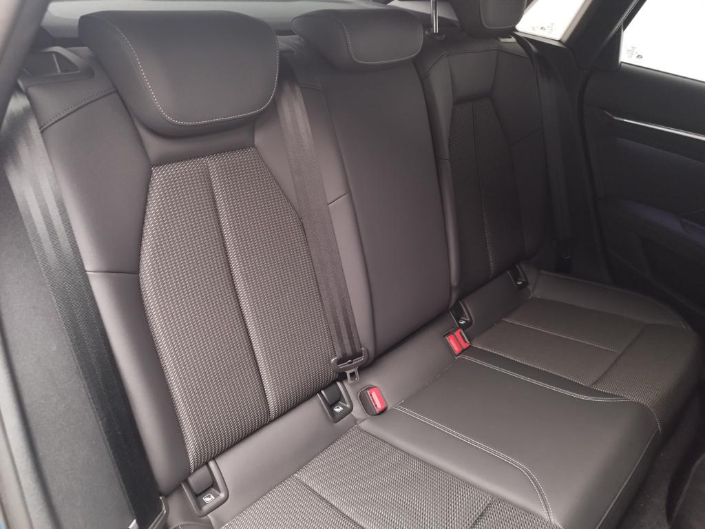 Genuine edition 35 TFSI 110 kW (150 CV) S tronic