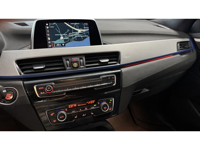 BMW X1 sDrive18d Business 110 kW (150 CV)