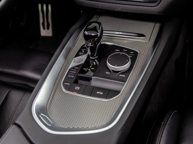 BMW Z4 sDrive20i Cabrio color Gris. Año 2025. 145KW(197CV). Gasolina. En concesionario Móvil Begar Alicante de Alicante