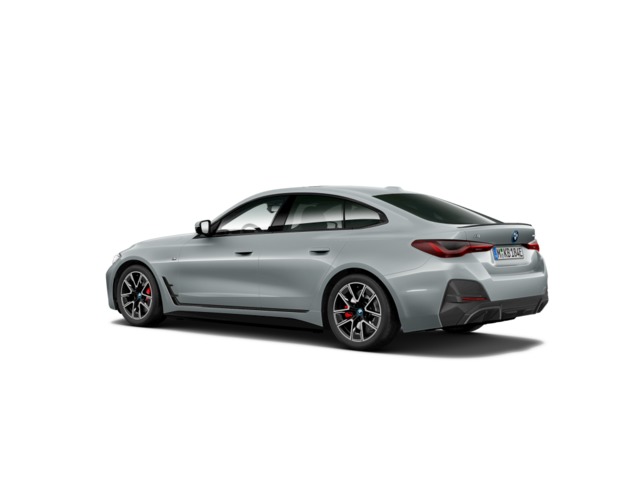 BMW i4 eDrive40 color Gris. Año 2024. 250KW(340CV). Eléctrico. En concesionario Motri Motor Jaén de Jaén