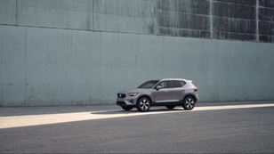 Volvo XC40 B3 G Seminuevo 120 KW (163CV) - 9
