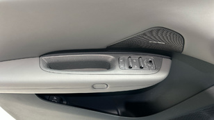 Lynk & Co 02 BEV 66kWh Ocasión 200 KW (272CV) - 38