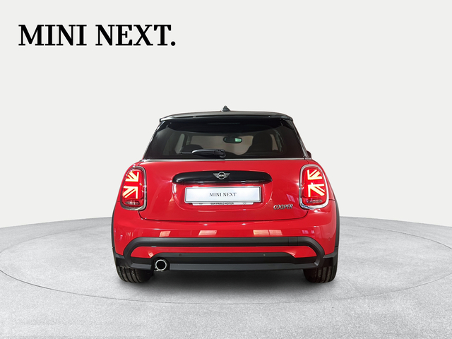 fotoG 4 del MINI MINI Cooper 100 kW (136 CV) 136cv Gasolina del 2021 en Sevilla