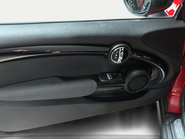 fotoG 18 del MINI MINI Cooper 100 kW (136 CV) 136cv Gasolina del 2021 en Sevilla