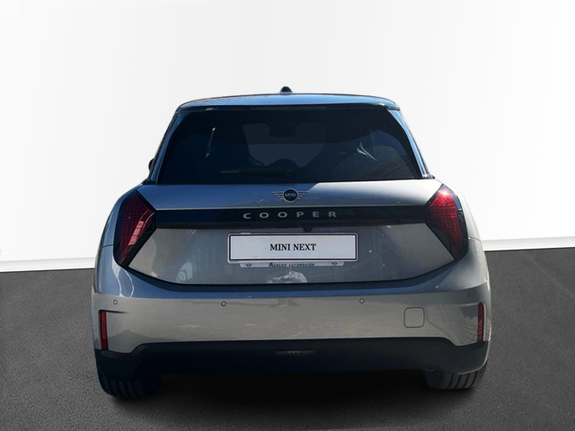 fotoG 4 del MINI MINI Cooper E 135 kW (184 CV) 184cv Eléctrico del 2025 en Murcia