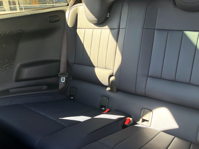 fotoG 8 del MINI MINI Cooper E 135 kW (184 CV) 184cv Eléctrico del 2025 en Murcia