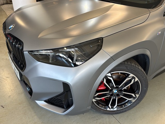 BMW X1 sDrive20d color Gris. Año 2024. 120KW(163CV). Diésel. En concesionario Enekuri Motor de Vizcaya