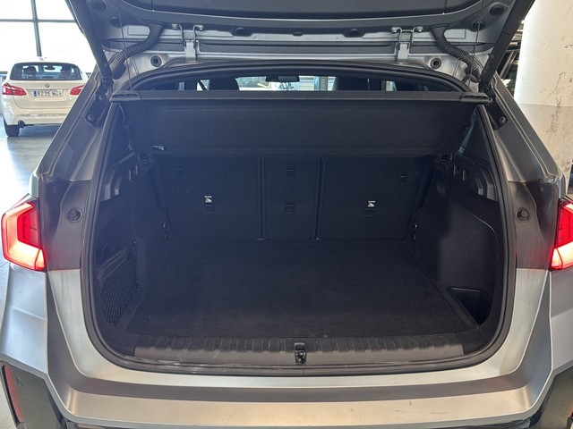 BMW X1 sDrive20d color Gris. Año 2024. 120KW(163CV). Diésel. En concesionario Enekuri Motor de Vizcaya