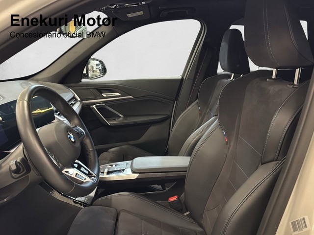 BMW X1 sDrive20i color Blanco. Año 2025. 125KW(170CV). Gasolina. En concesionario Enekuri Motor de Vizcaya
