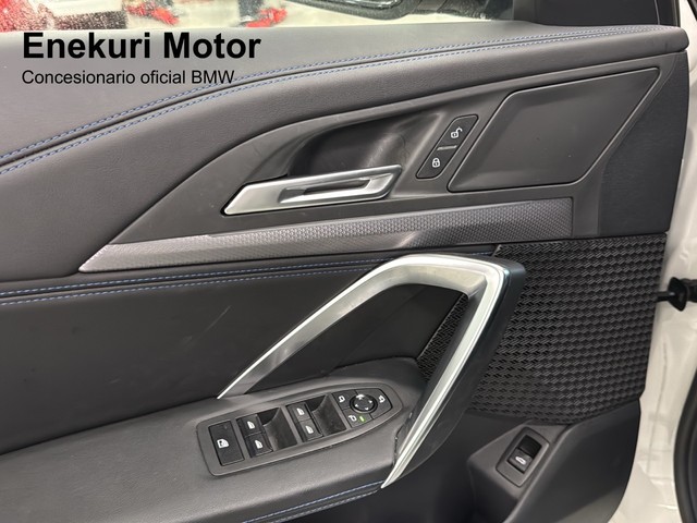 BMW X1 sDrive20i color Blanco. Año 2025. 125KW(170CV). Gasolina. En concesionario Enekuri Motor de Vizcaya