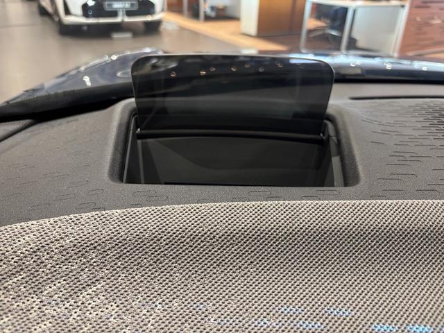 fotoG 20 del MINI MINI 5 Puertas Cooper C 115 kW (156 CV) 156cv Gasolina del 2025 en Almería