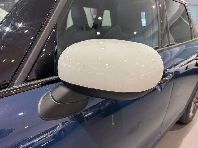 fotoG 27 del MINI MINI 5 Puertas Cooper C 115 kW (156 CV) 156cv Gasolina del 2025 en Almería