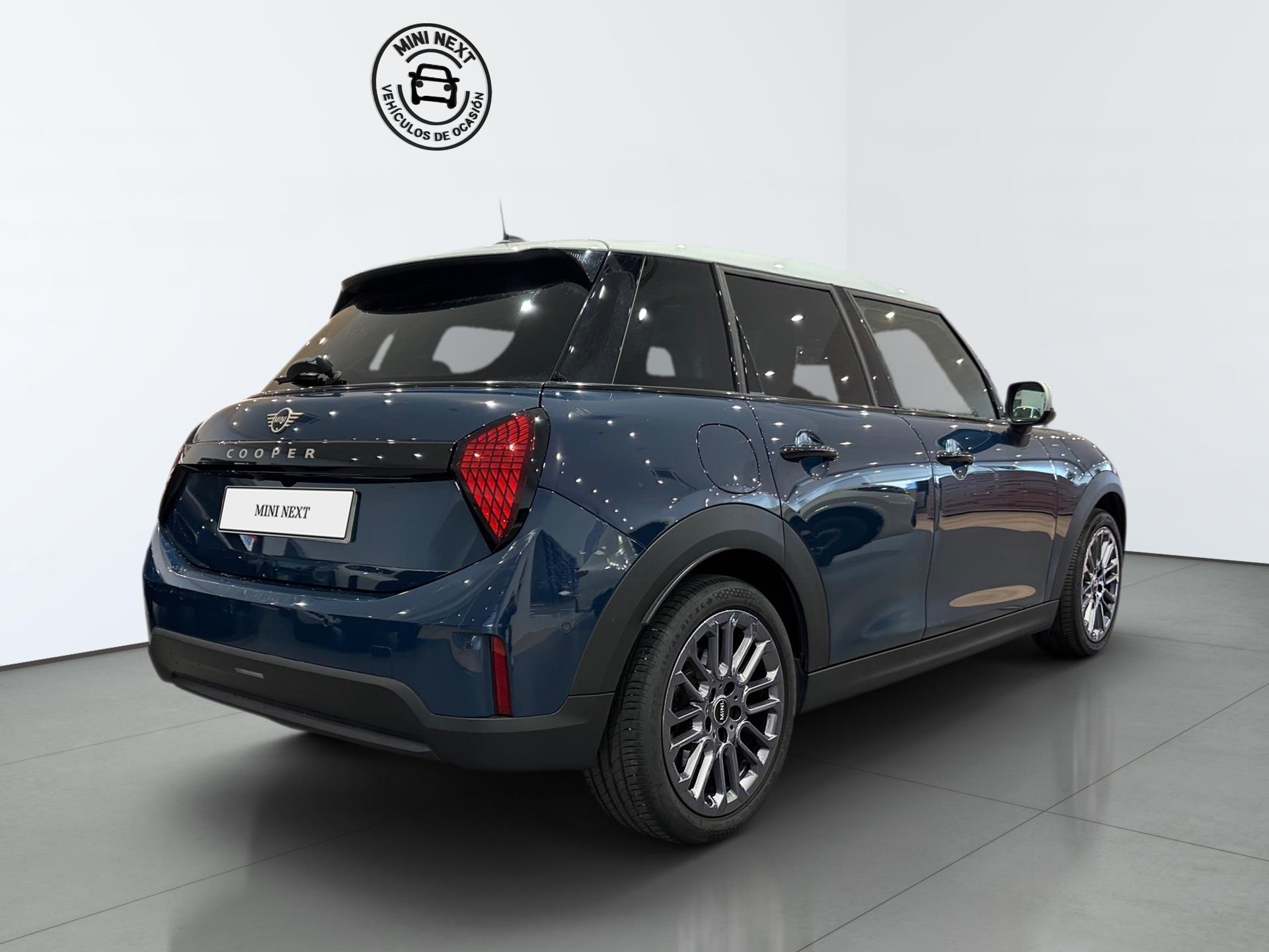 fotoG 3 del MINI MINI 5 Puertas Cooper C 115 kW (156 CV) 156cv Gasolina del 2025 en Almería