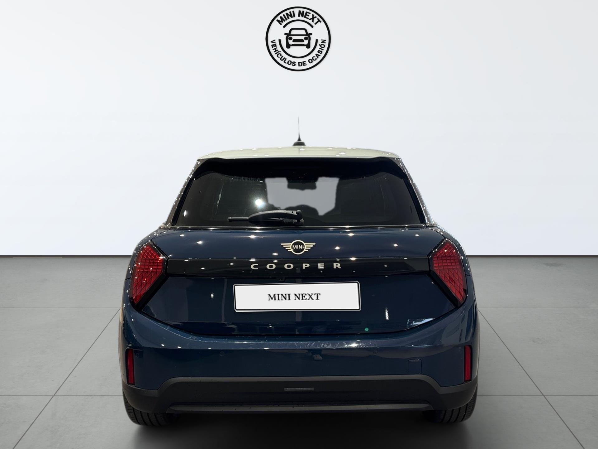 fotoG 4 del MINI MINI 5 Puertas Cooper C 115 kW (156 CV) 156cv Gasolina del 2025 en Almería