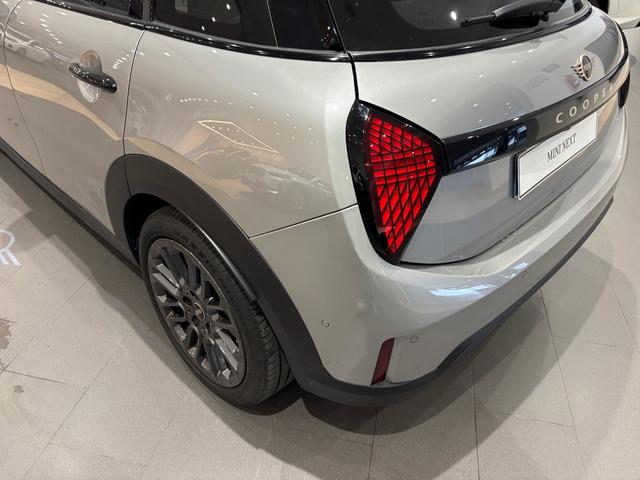 fotoG 14 del MINI MINI 5 Puertas Cooper S 150 kW (204 CV) 204cv Gasolina del 2025 en Almería