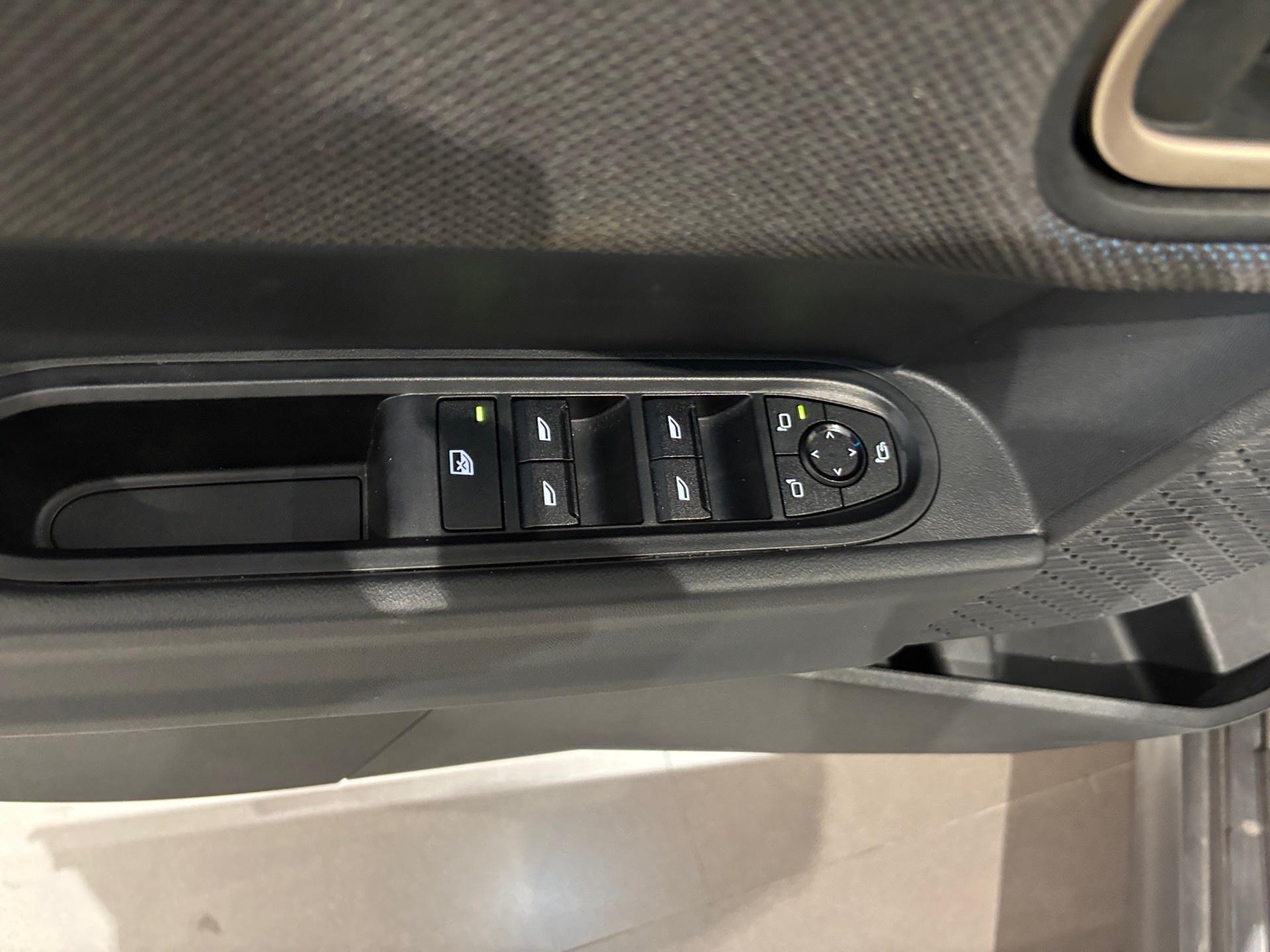 fotoG 10 del MINI MINI 5 Puertas Cooper S 150 kW (204 CV) 204cv Gasolina del 2025 en Almería