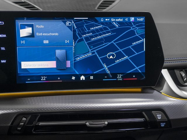 BMW X1 xDrive25e color Gris Plata. Año 2025. 180KW(245CV). Híbrido Electro/Gasolina. En concesionario Caetano Cuzco, Alcalá de Madrid