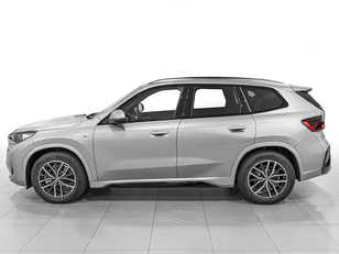 Fotos de BMW X1 xDrive25e color Gris Plata. Año 2025. 180KW(245CV). Híbrido Electro/Gasolina. En concesionario Caetano Cuzco, Alcalá de Madrid