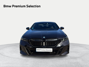 Fotos de BMW Serie 5 520d color Gris. Año 2024. 145KW(197CV). Diésel. En concesionario Ilbira Motor | Granada de Granada