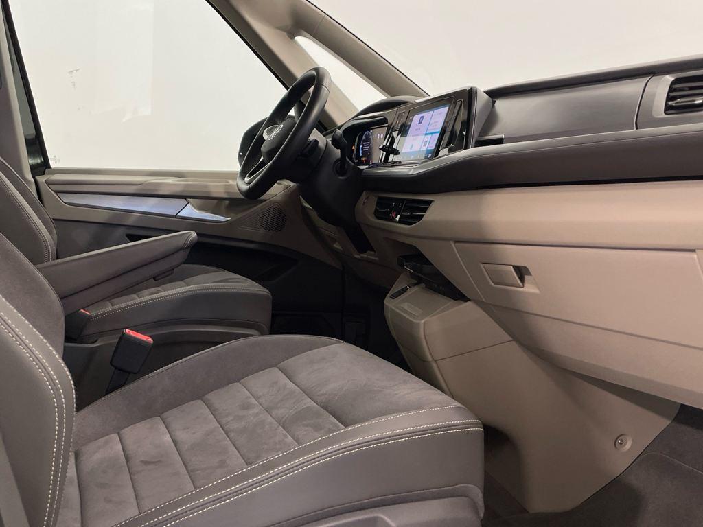 Volkswagen Multivan 2.0 TDI en Barcelona