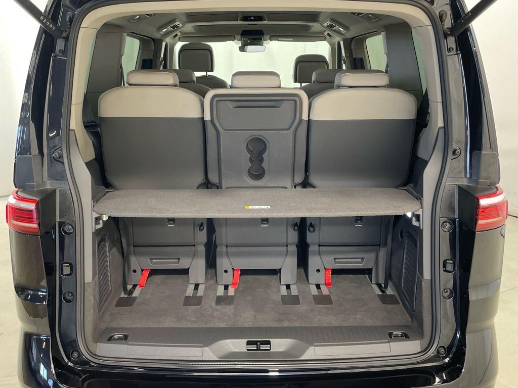 Volkswagen Multivan 2.0 TDI en Barcelona