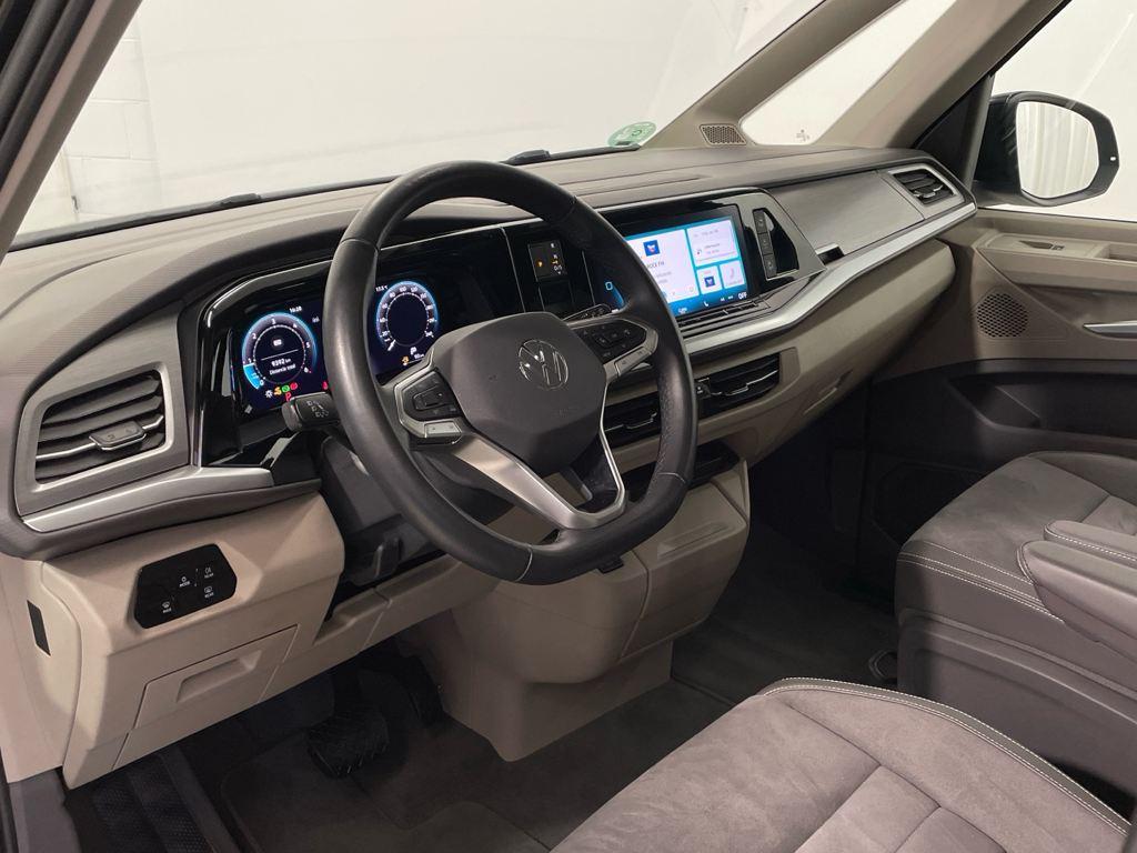 Volkswagen Multivan 2.0 TDI en Barcelona