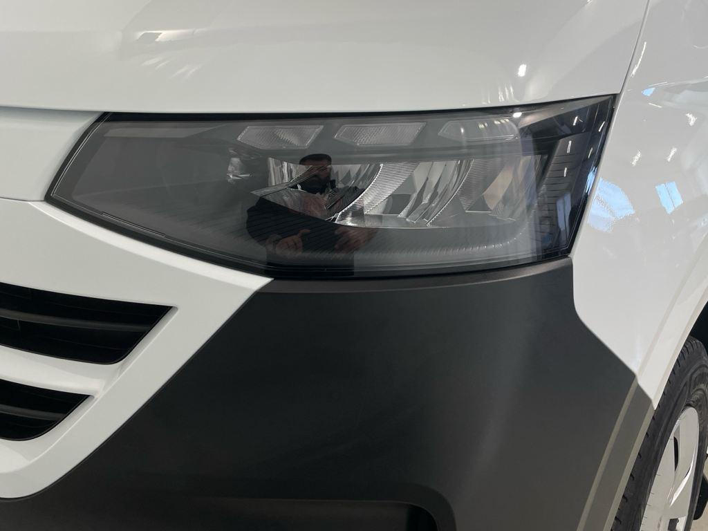 Volkswagen Caravelle 2.0 TDI en Barcelona