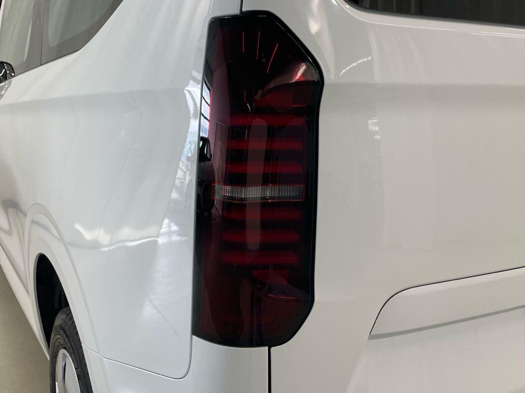 Volkswagen Caravelle 2.0 TDI en Barcelona