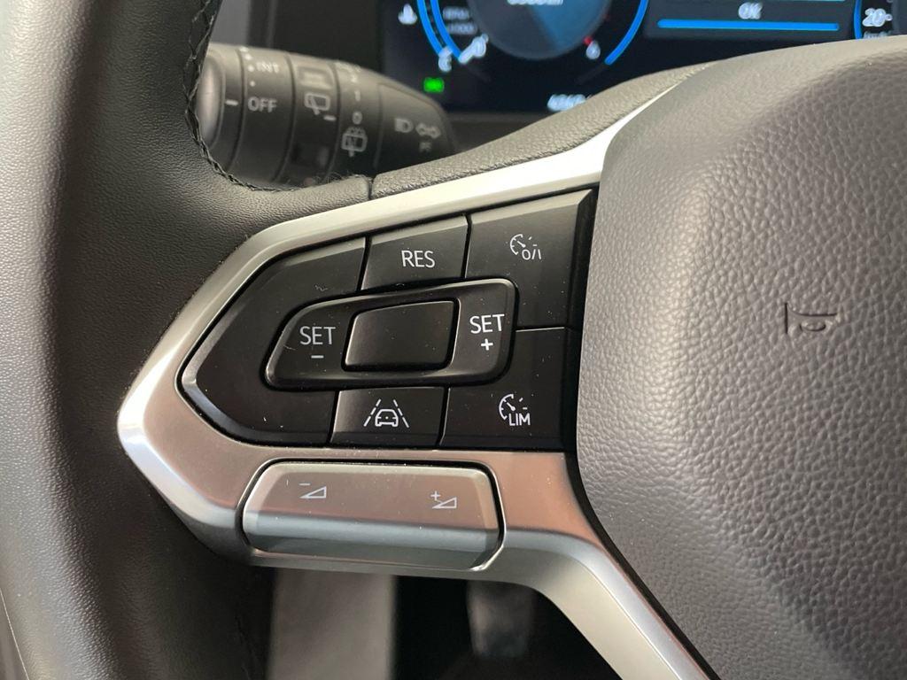 Volkswagen Caravelle 2.0 TDI en Barcelona