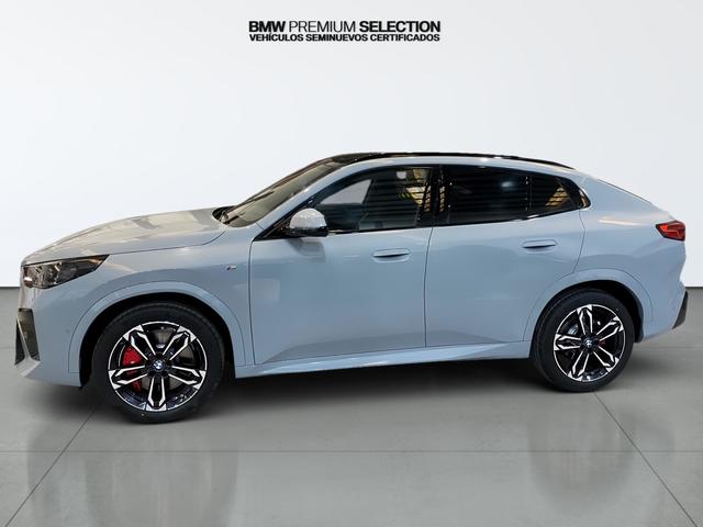BMW X2 sDrive18d color Gris. Año 2024. 110KW(150CV). Diésel. En concesionario Automotor Costa, S.L.U. de Almería