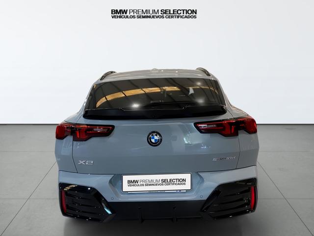 BMW X2 sDrive18d color Gris. Año 2024. 110KW(150CV). Diésel. En concesionario Automotor Costa, S.L.U. de Almería
