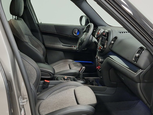 fotoG 17 del MINI MINI Countryman Cooper 100 kW (136 CV) 136cv Gasolina del 2019 en Valencia