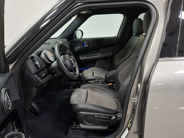 fotoG 21 del MINI MINI Countryman Cooper 100 kW (136 CV) 136cv Gasolina del 2019 en Valencia