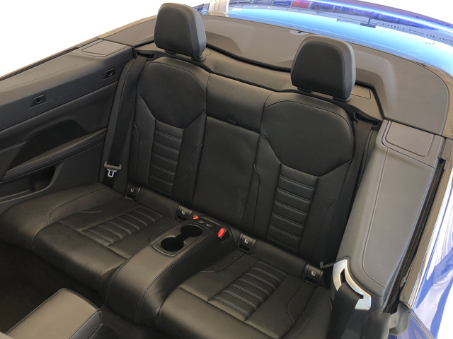 BMW Serie 4 420d Cabrio color Azul. Año 2025. 140KW(190CV). Diésel. En concesionario Vehinter Getafe de Madrid