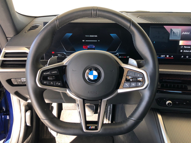 BMW Serie 4 420d Cabrio color Azul. Año 2025. 140KW(190CV). Diésel. En concesionario Vehinter Getafe de Madrid