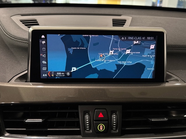 BMW X1 sDrive18d color Blanco. Año 2021. 110KW(150CV). Diésel. En concesionario Motor Gorbea de Álava