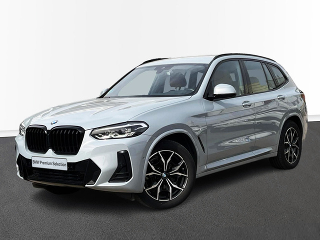 BMW X3 xDrive20d color Gris. Año 2023. 140KW(190CV). Diésel. En concesionario CARTAGENA PREMIUM S.L. de Murcia