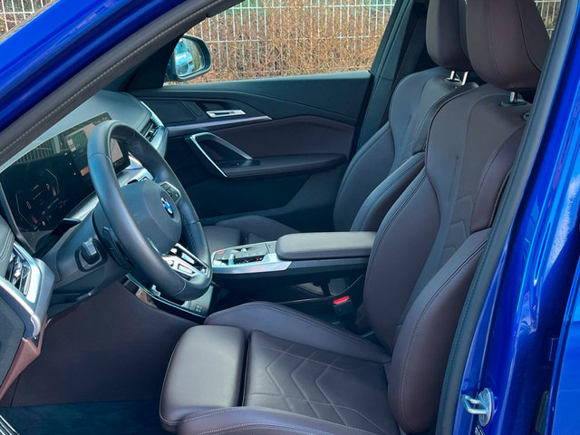 BMW X1 sDrive18d color Azul. Año 2025. 110KW(150CV). Diésel. En concesionario CARTAGENA PREMIUM S.L. de Murcia