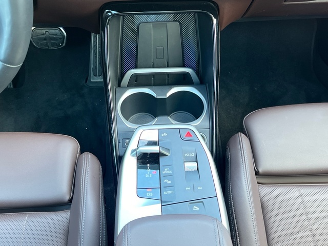 BMW X1 sDrive18d color Azul. Año 2025. 110KW(150CV). Diésel. En concesionario CARTAGENA PREMIUM S.L. de Murcia