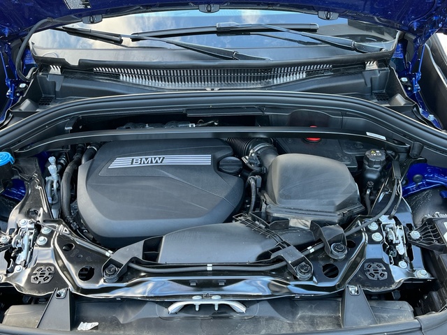 BMW X1 sDrive18d color Azul. Año 2025. 110KW(150CV). Diésel. En concesionario CARTAGENA PREMIUM S.L. de Murcia