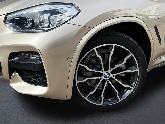 BMW X4 xDrive20d color Beige. Año 2021. 140KW(190CV). Diésel. En concesionario CARTAGENA PREMIUM S.L. de Murcia