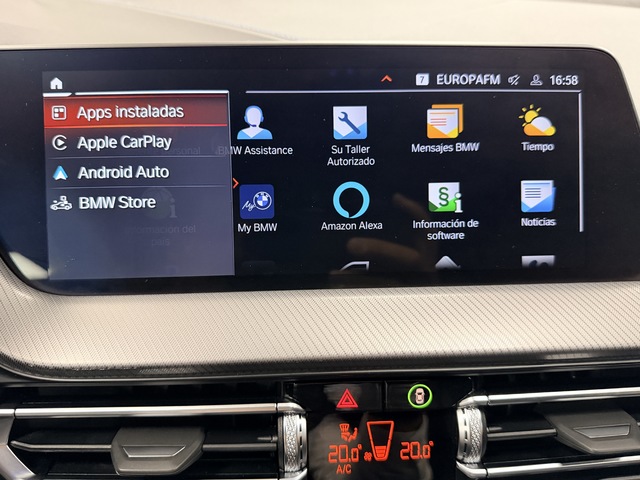 BMW Serie 1 118d color Gris. Año 2024. 110KW(150CV). Diésel. En concesionario Maberauto de Castellón
