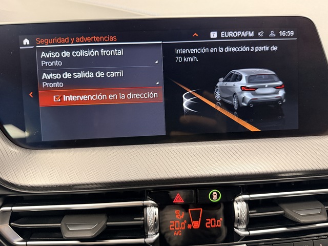 BMW Serie 1 118d color Gris. Año 2024. 110KW(150CV). Diésel. En concesionario Maberauto de Castellón