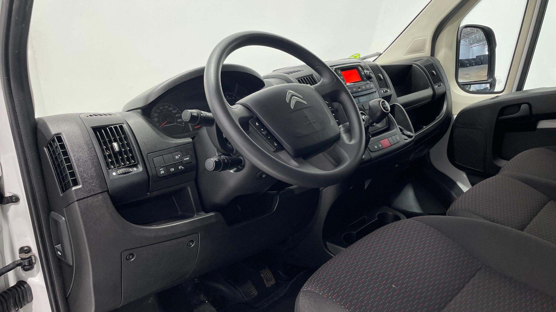 Citroen Jumper Furgon BlueHDi 165 en Barcelona