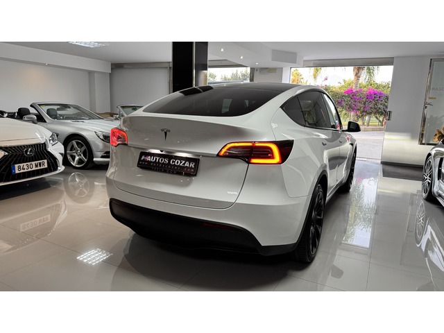 Tesla Model Y Tracción Trasera RWD 255 kW (347 CV)