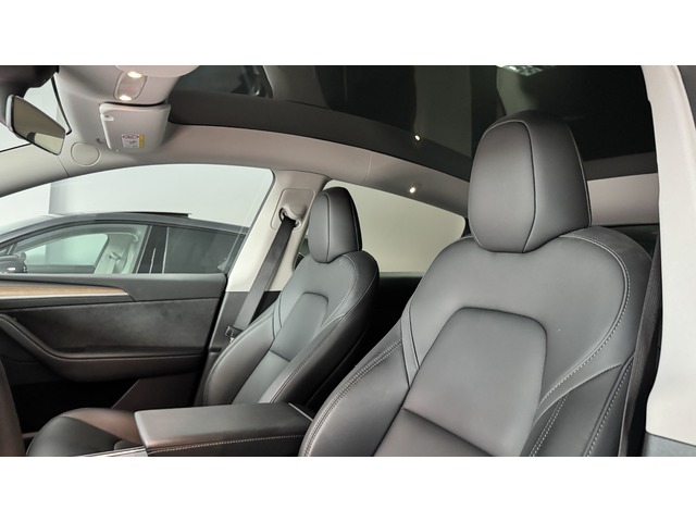 Tesla Model Y Tracción Trasera RWD 255 kW (347 CV)